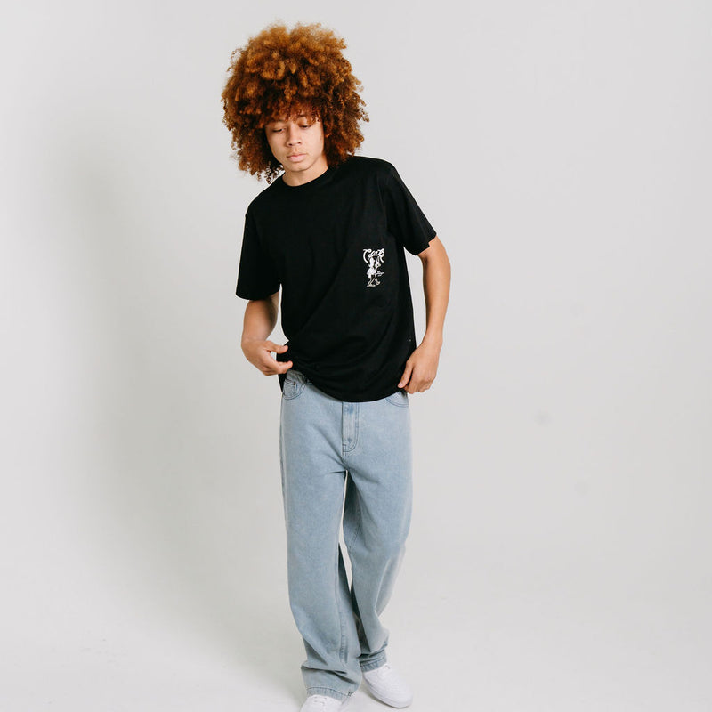 CRATE X WILLIE THE WAITER WADERS TEE