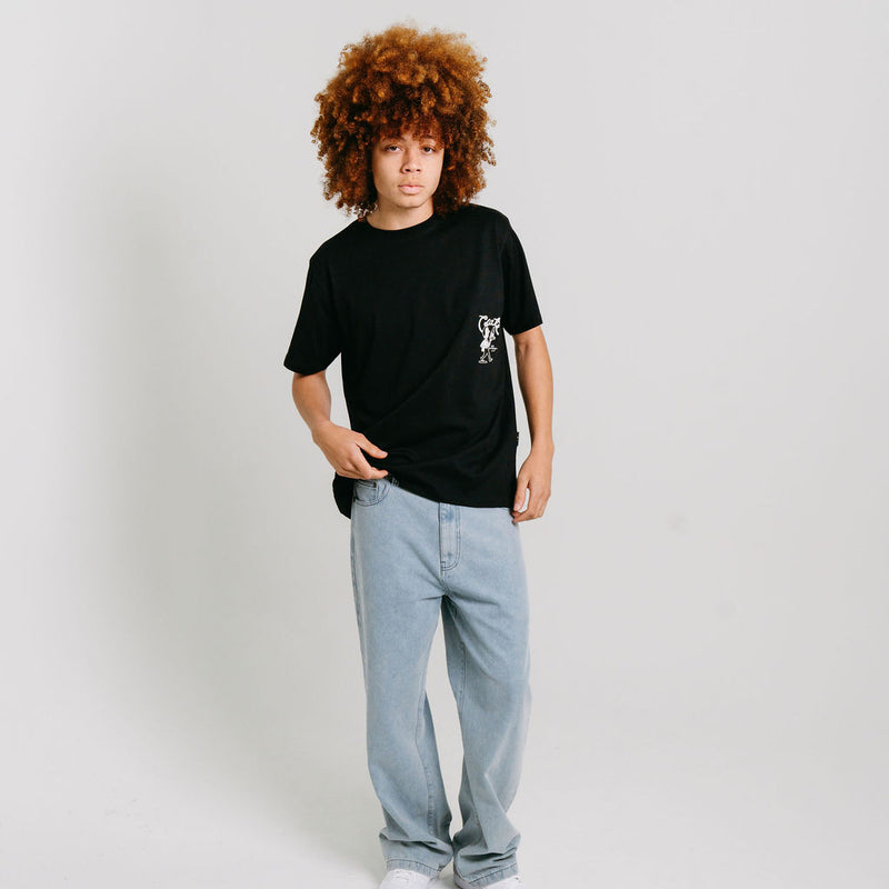 CRATE X WILLIE THE WAITER WADERS TEE