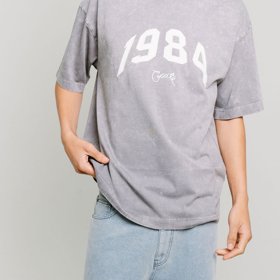 CRATE 1984 VARSITY BOX FIT T-SHIRT