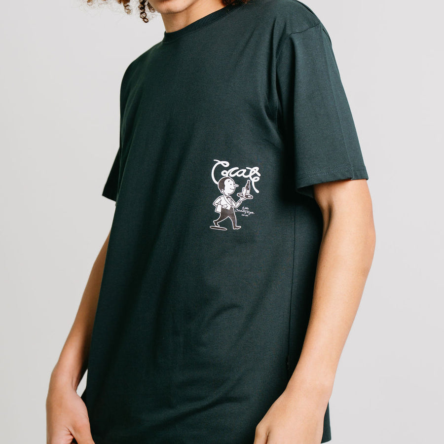 CRATE X WILLIE THE WAITER BEER HUG TEE