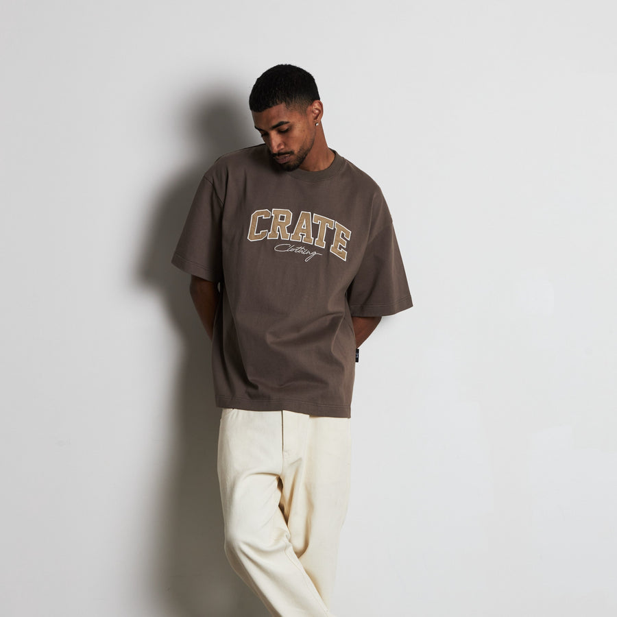 MEN'S VARSITY BOX FIT T-SHIRT