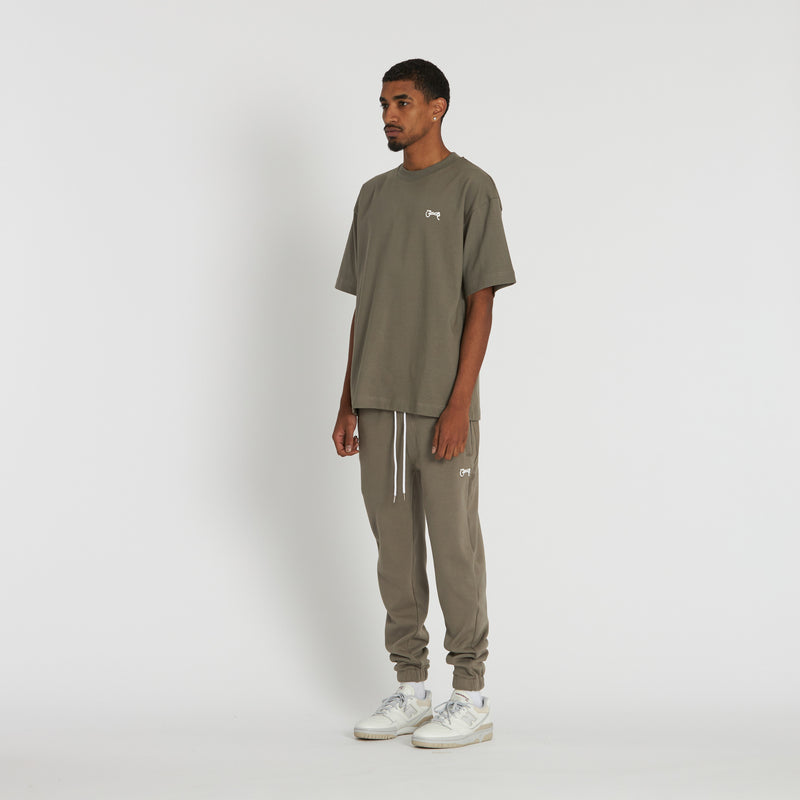 BASIC SCRIPT SUPERFLEEE TRACKPANTS